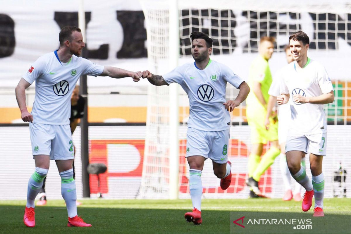 Liga Jerman, Ladeni tim papan bawah, Augsburg harus puas main imbang 0-0