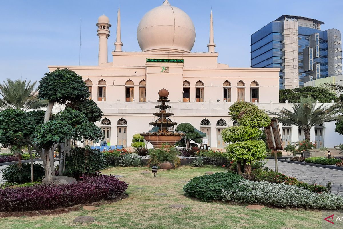 Masjid Agung Al-Azhar tunggu putusan pemprov terkait shalat Idul Fitri