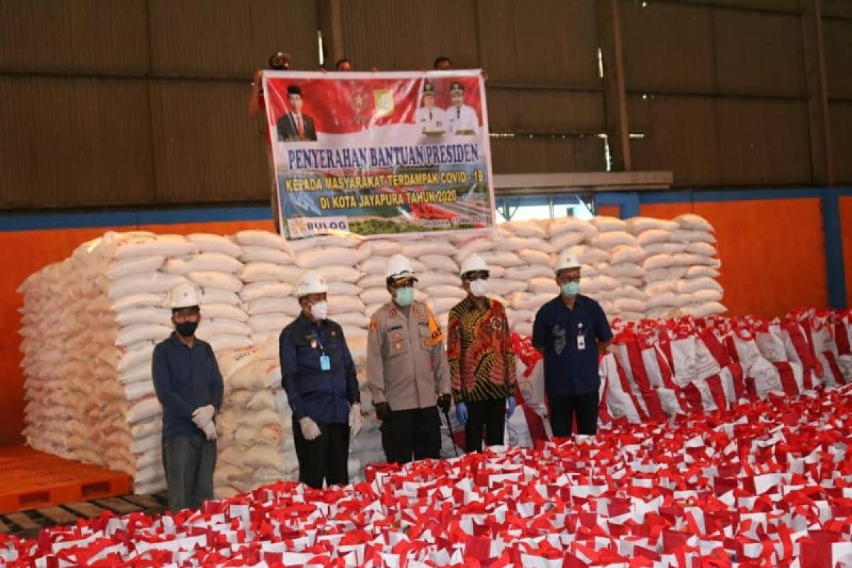 Kota Jayapura terima 5.000 paket bantuan sembako Presiden Jokowi