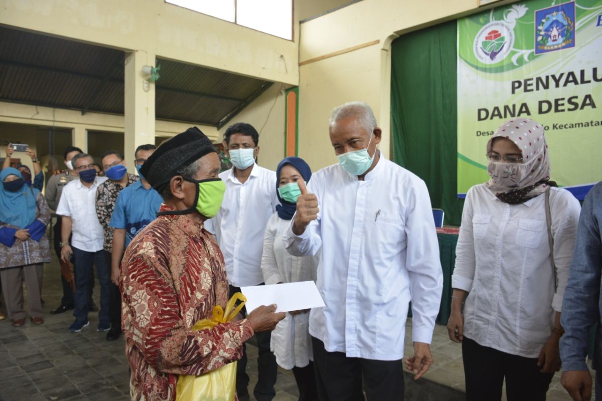 Pemkab Sleman bagikan BLT Dana Desa untuk penanganan COVID-19