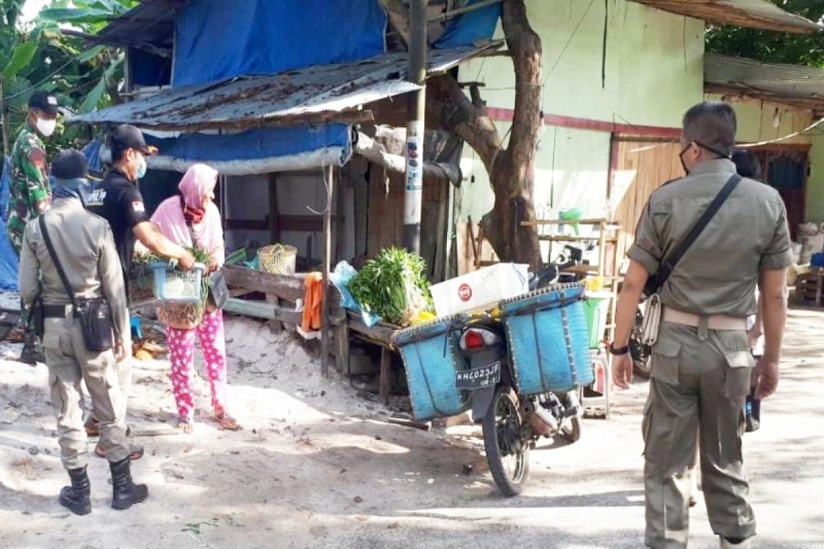 Aparat gabungan Pulang Pisau tertibkan pedagang bandel