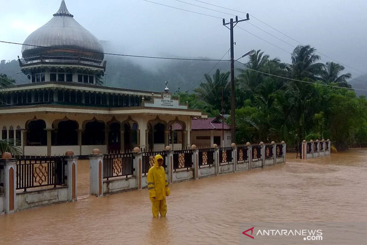 Banjir kembali rendam rumah warga di Lhoong Aceh Besar