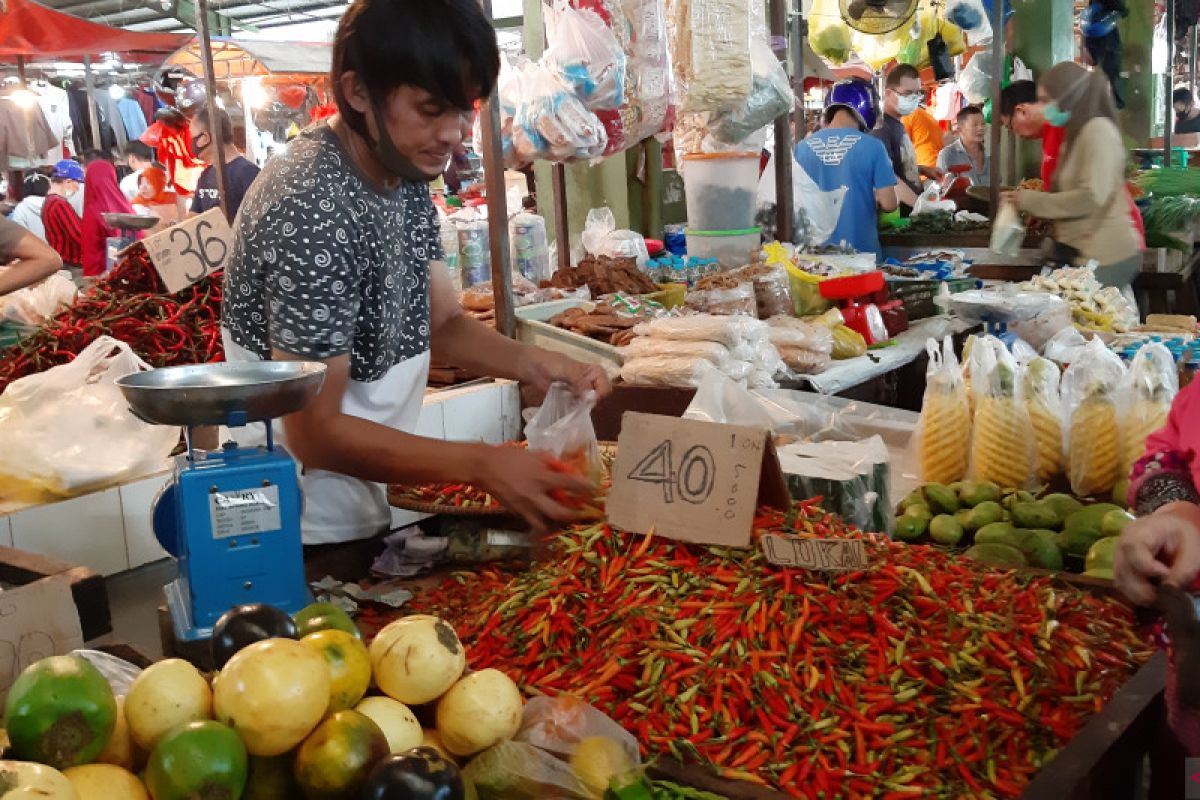 Produksi kurang, Kalbar datangkan 10 ton cabai dari Tuban