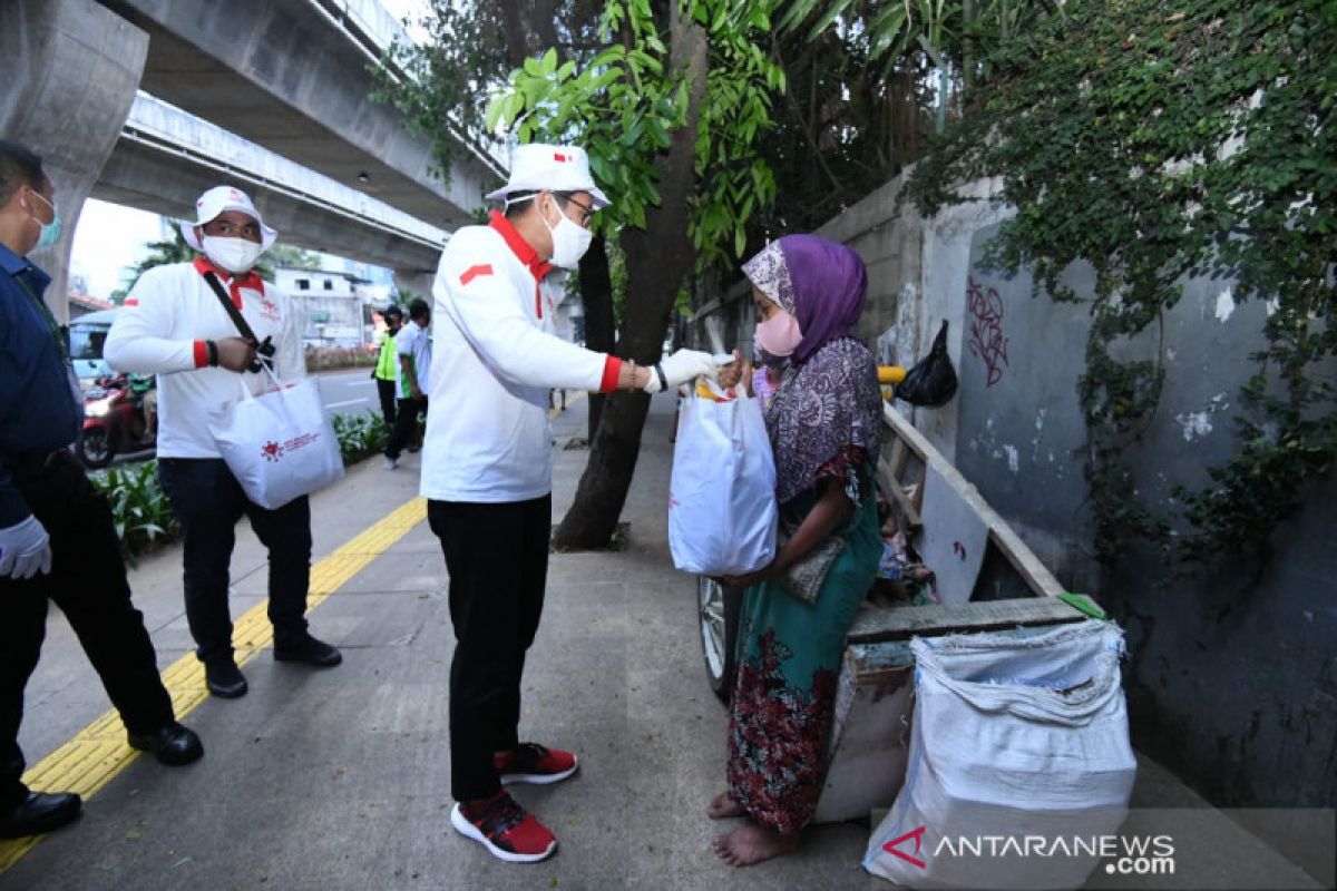 Relawan Indonesia Bersatu gaet GKC Jokowi bantu "manusia gerobak"