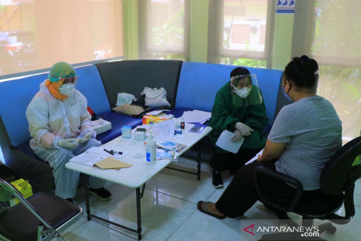 Pemkot Tangerang tindak puluhan pelanggar aturan PSBB