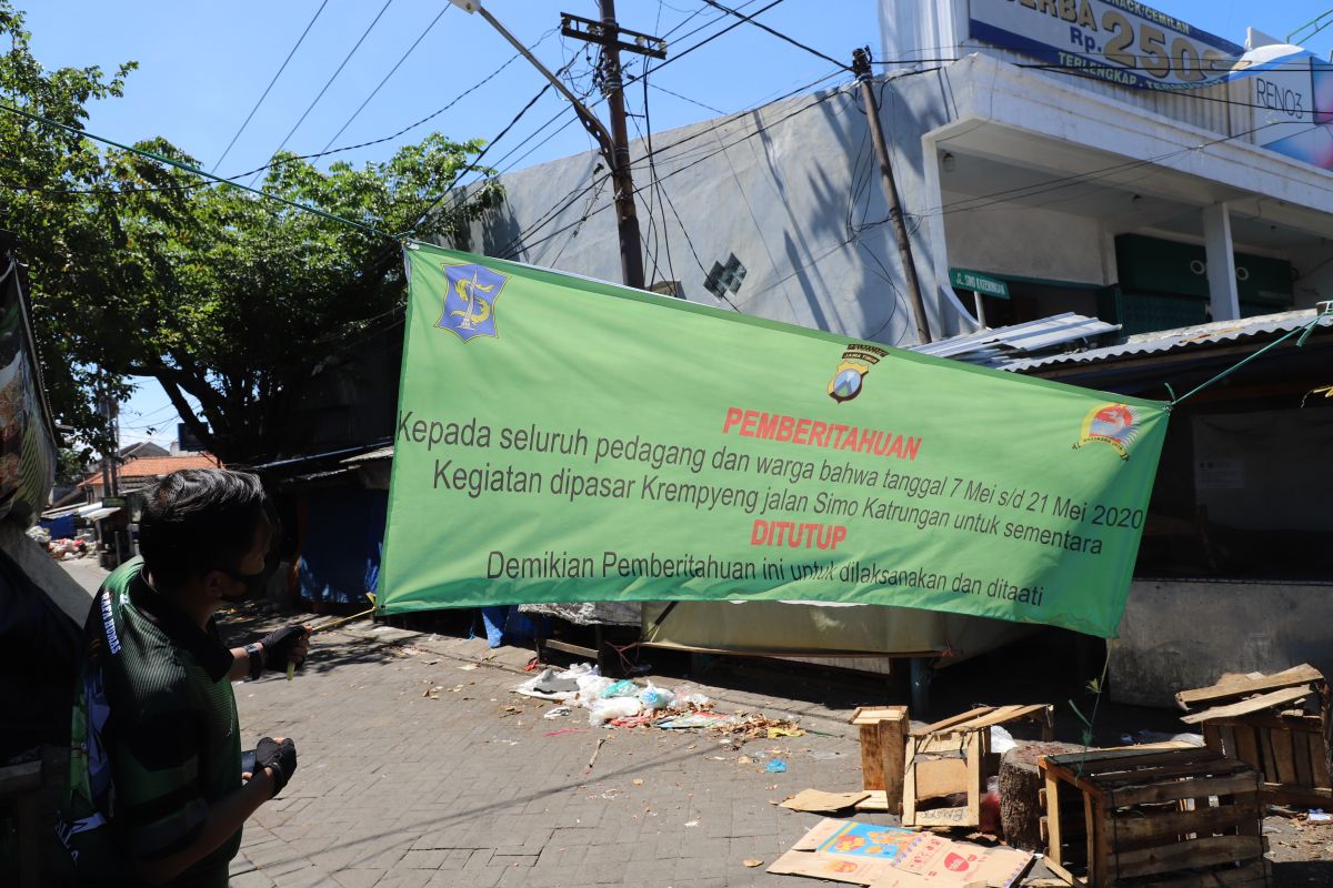 Pasar Simo Kota Surabaya terapkan pengaturan baru bagi pedagang dan pembeli