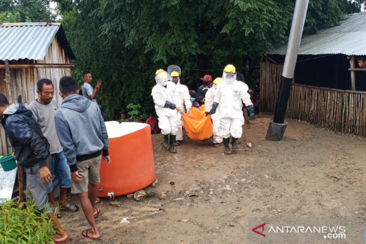 Tiga warga ditemukan meninggal dalam sumur