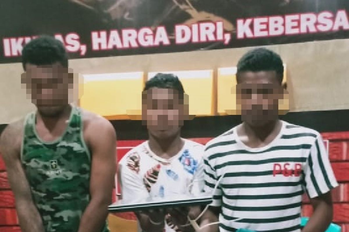 Tim Iknampu Polres Biak tangkap tiga pelaku pencurian di saat pandemi COVID-19