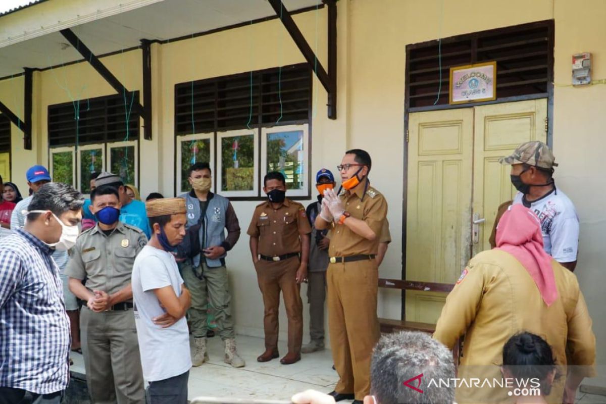 Wabup Gorontalo Utara sosialisasi pemanfaatan gedung karantina dekat pemukiman