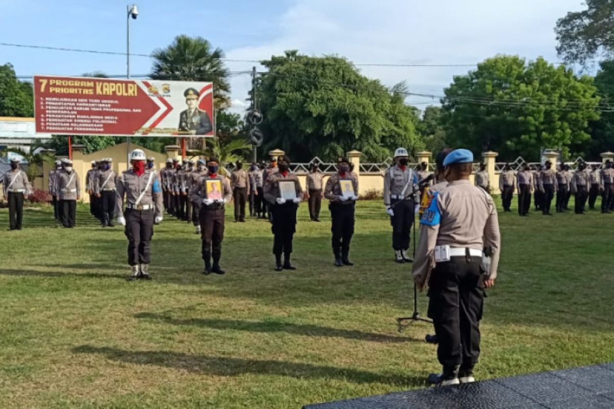 Tiga anggota Polres Bima diberhentikan dengan tidak hormat