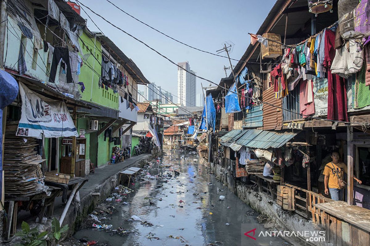 Jakarta govt commits to alleviating extreme poverty in capital city