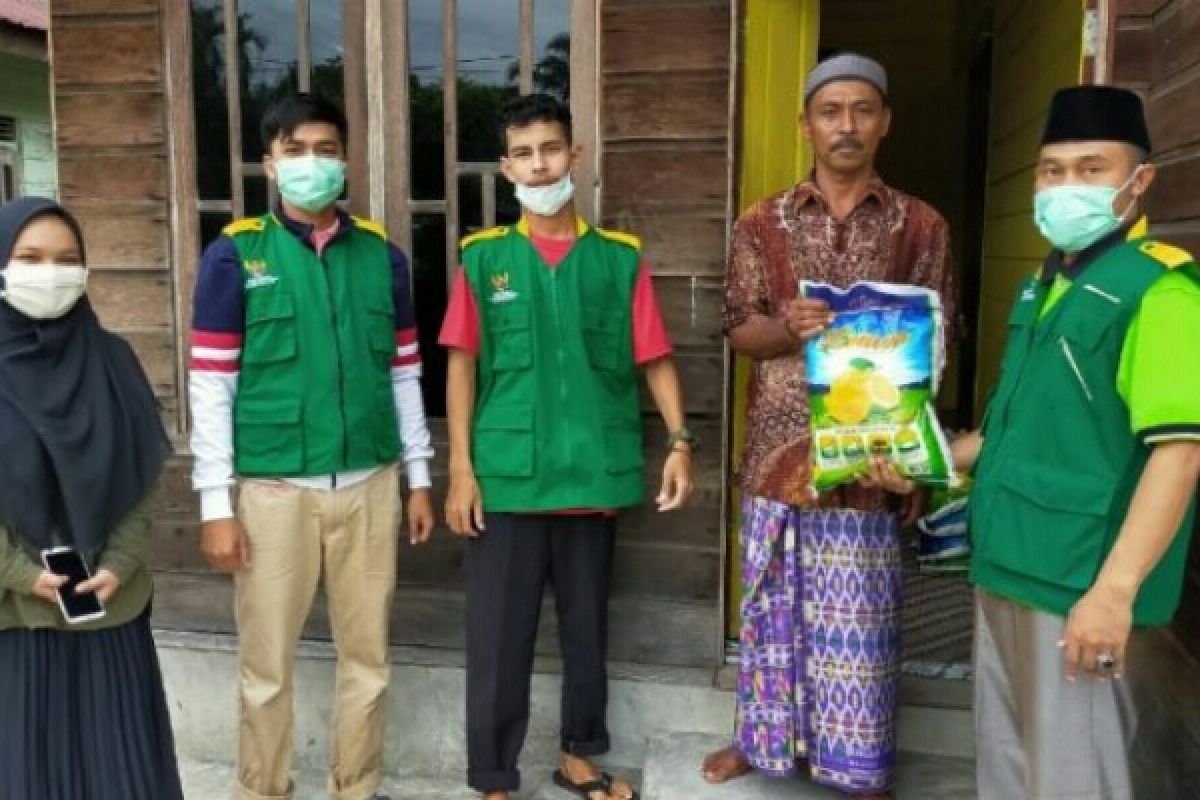 Baznas Bengkalis salurkan paket sembako dari Provinsi Riau