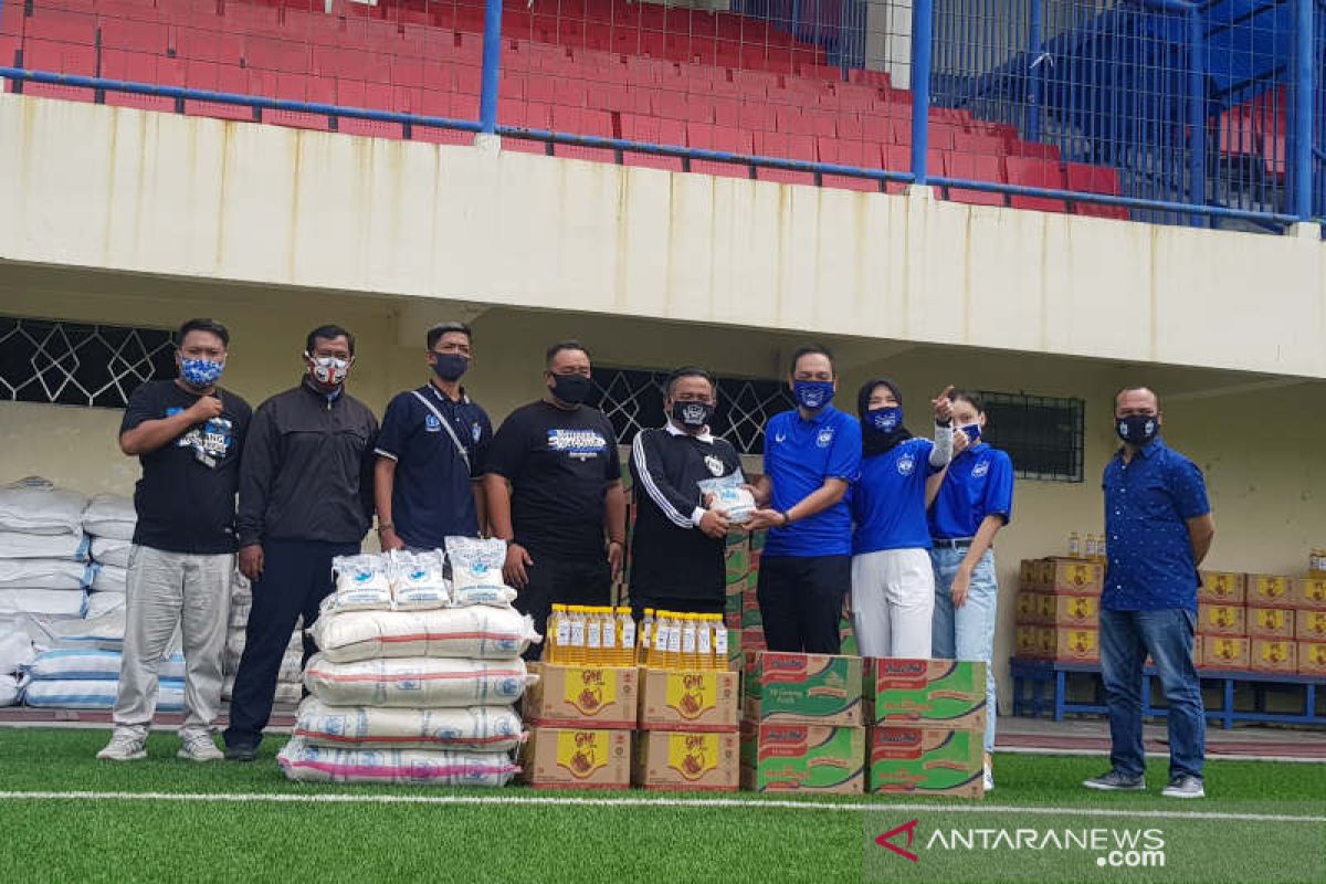 PSIS bagikan 2.500 paket bahan kebutuhan pokok untuk suporter