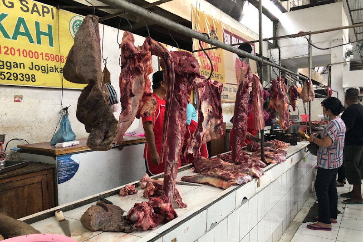Petugas tidak menemukan daging sapi oplosan di pasar Yogyakarta