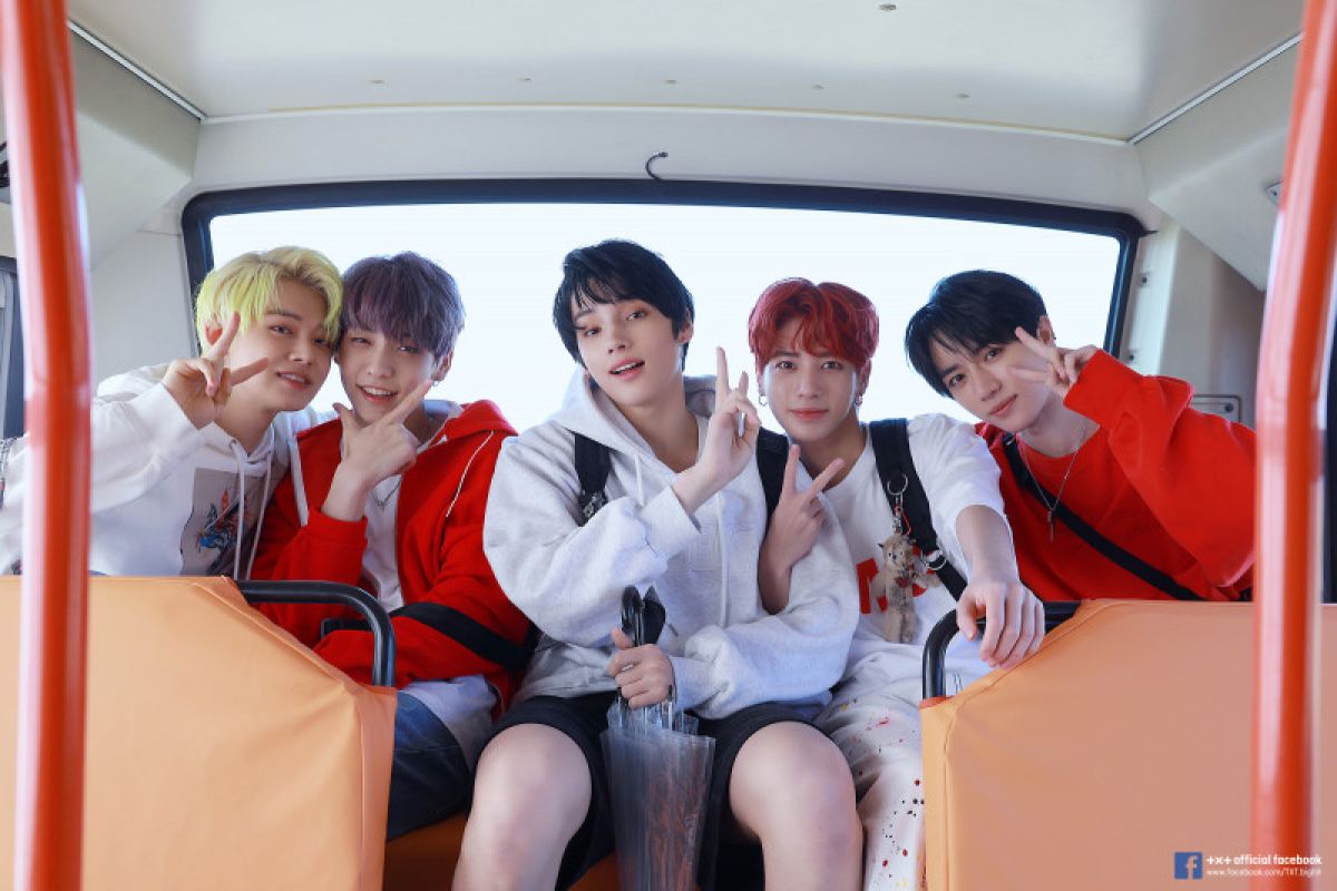 Setahun debut, TXT perdana produksi album sendiri lewat "Eternity"