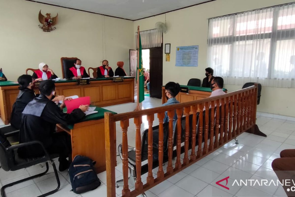 Pengadilan Pekanbaru kembali hukum para pelanggar PSBB