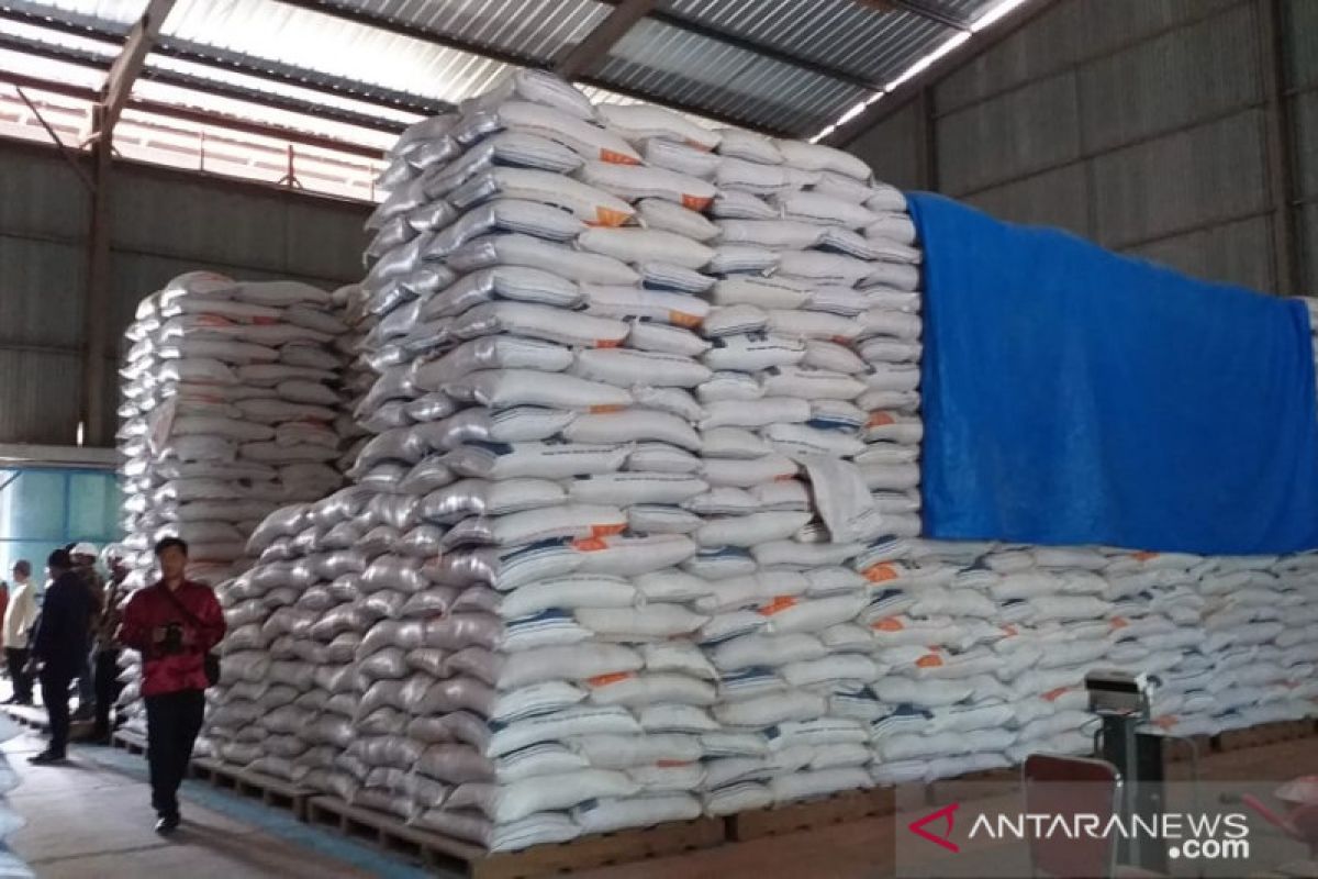 Perum Bulog Belitung pastikan stok beras cukup jelang Lebaran
