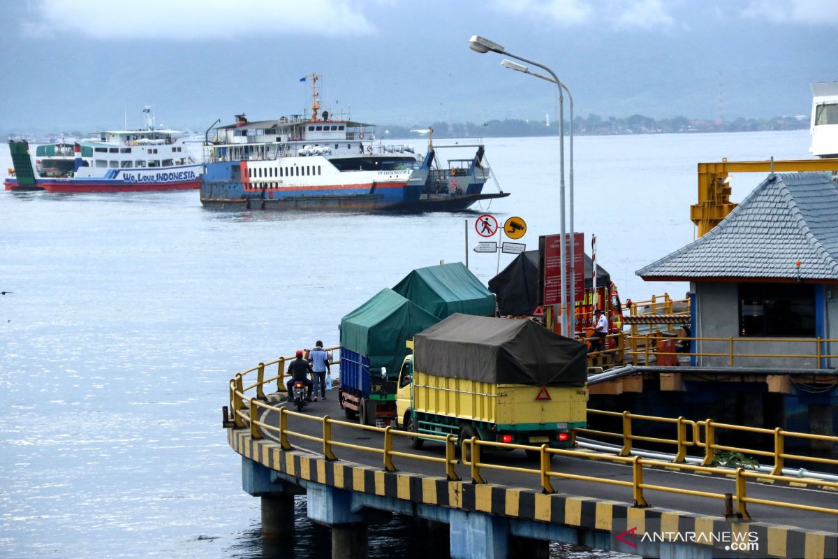 ASDP Ketapang Banyuwangi batasi jumlah penumpang kapal