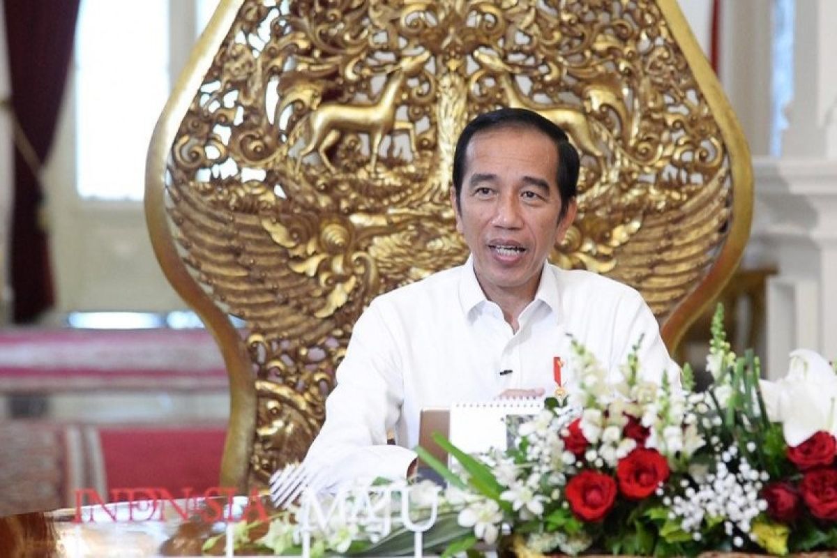 Presiden Joko Widodo minta KPK ikut dampingi penyaluran bansos COVID-19
