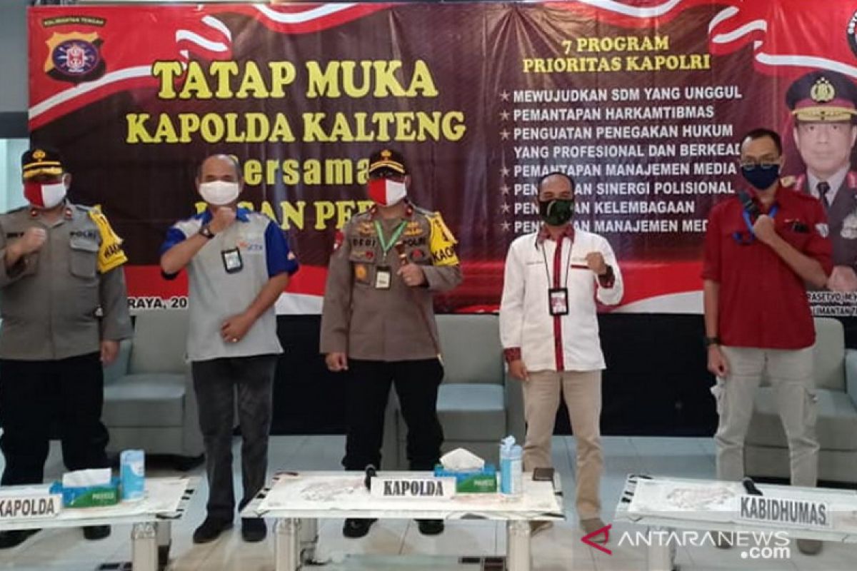 Polda Kalteng gandeng media massa edukasi masyarakat soal COVID-19