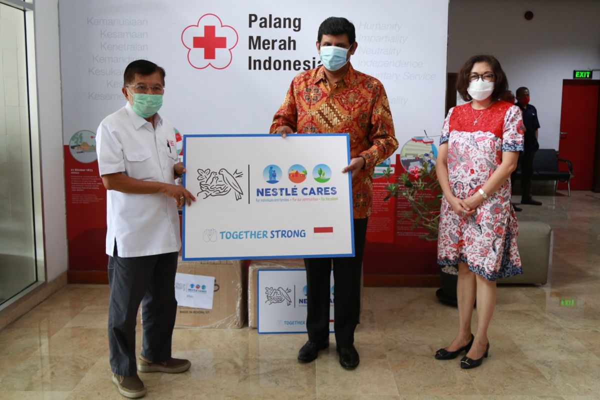Nestle Indonesia beri bantuan untuk PMI hadapi pandemik COVID-19