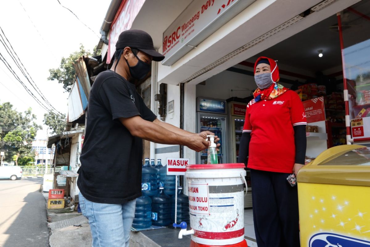 Sampoerna berikan edukasi protokol kesehatan 120 ribu toko kelontong