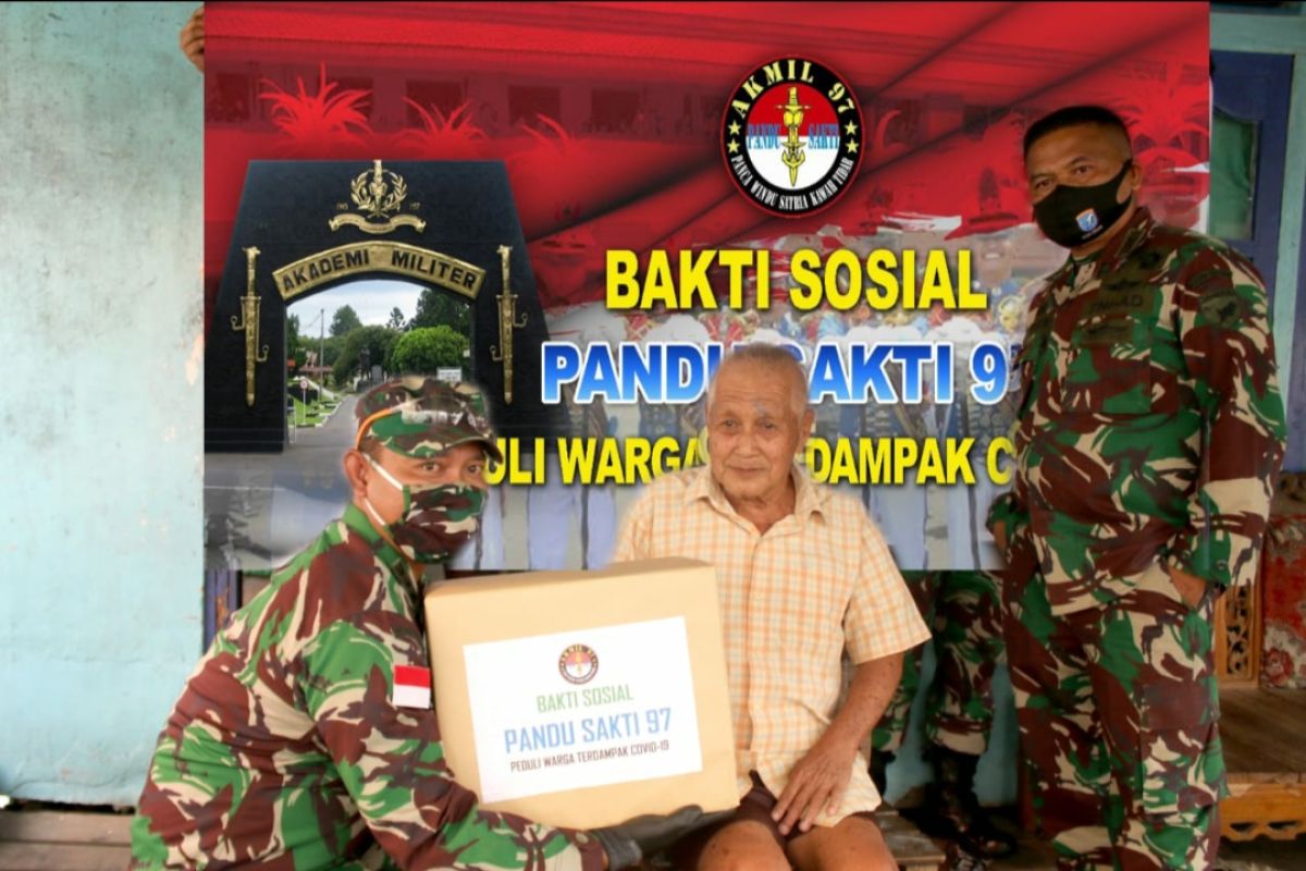 Abituren Akademi Militer 97 bantu warga terdampak COVID-19