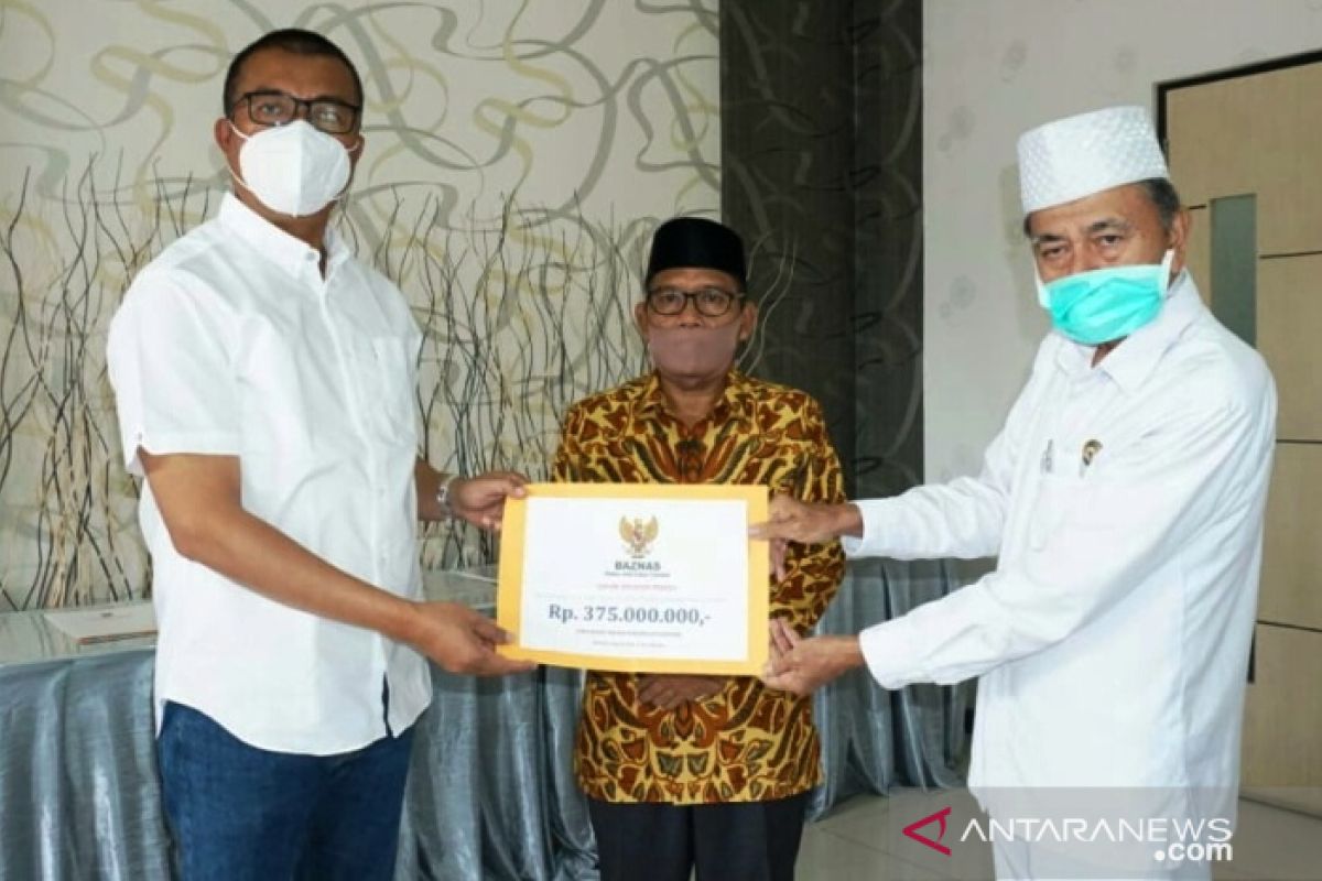 Baznas Solok Selatan salurkan zakat pada 1.939 mistahik