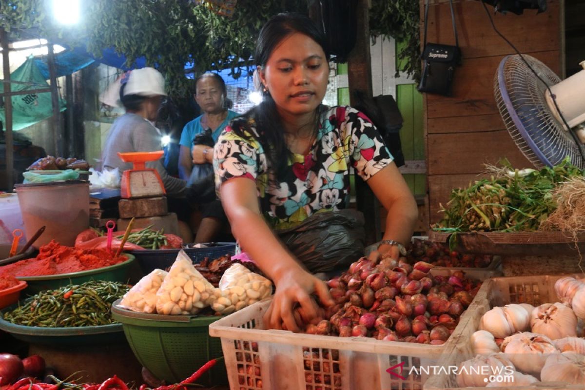 Harga bawang merah melonjak Rp50 ribu per Kg di Sibolga