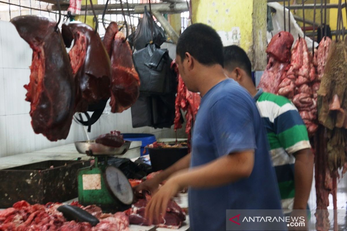 Sambut lebaran harga daging kerbau dan ayam naik di Sibolga