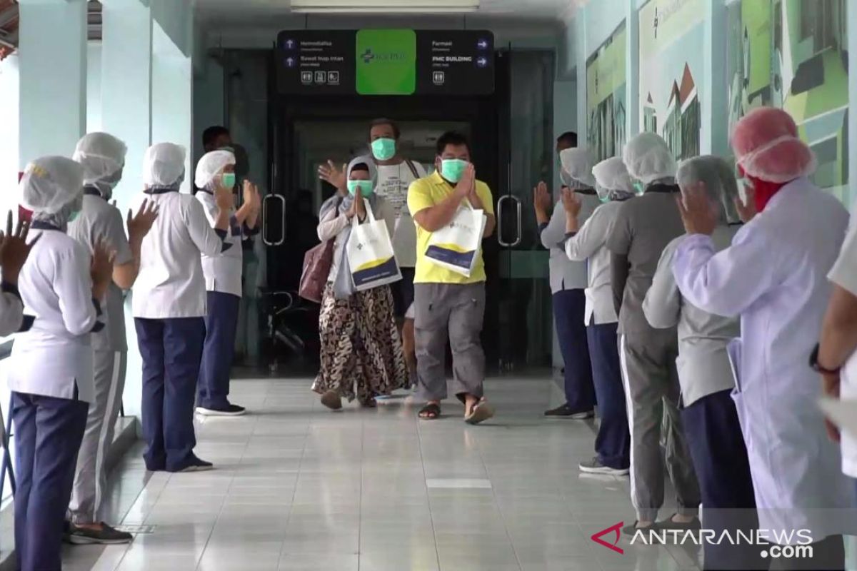 Pasien sembuh dari COVID-19 terus bertambah jadi 35.638 orang