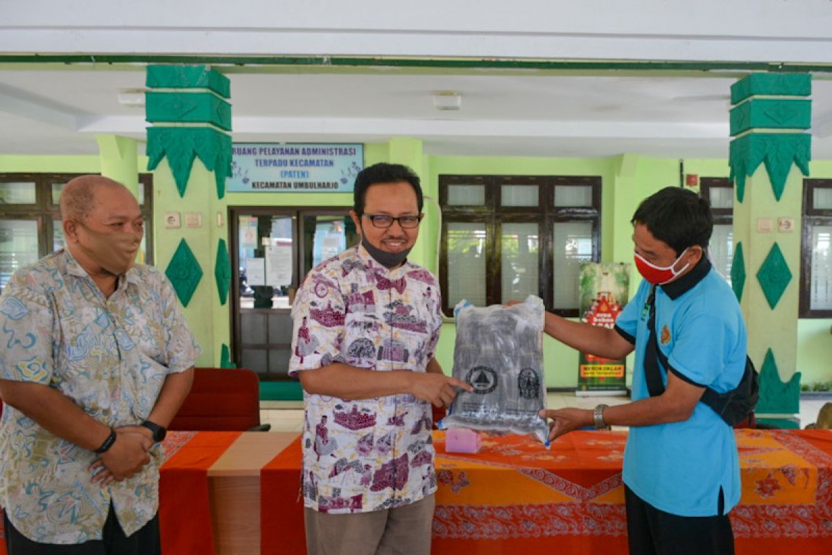 Pemkot Yogyakarta melibatkan ratusan UMKM produksi masker untuk warga
