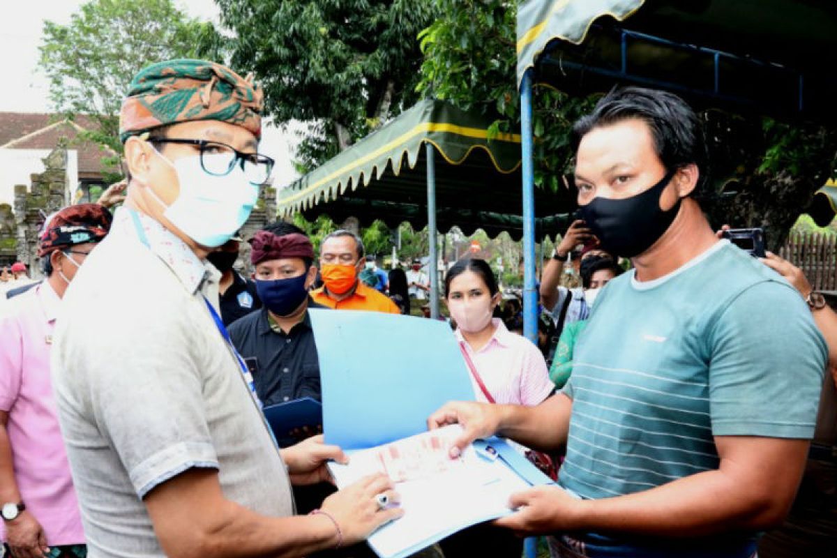 Pemkab Badung pastikan penyaluran bantuan sosial tepat sasaran