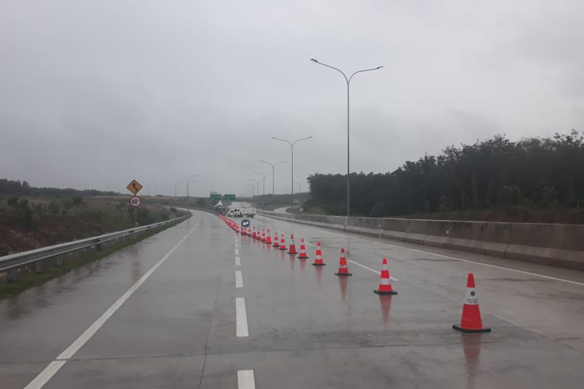 Presiden Jokowi resmikan jalan tol ruas Kayuagung-Palembang