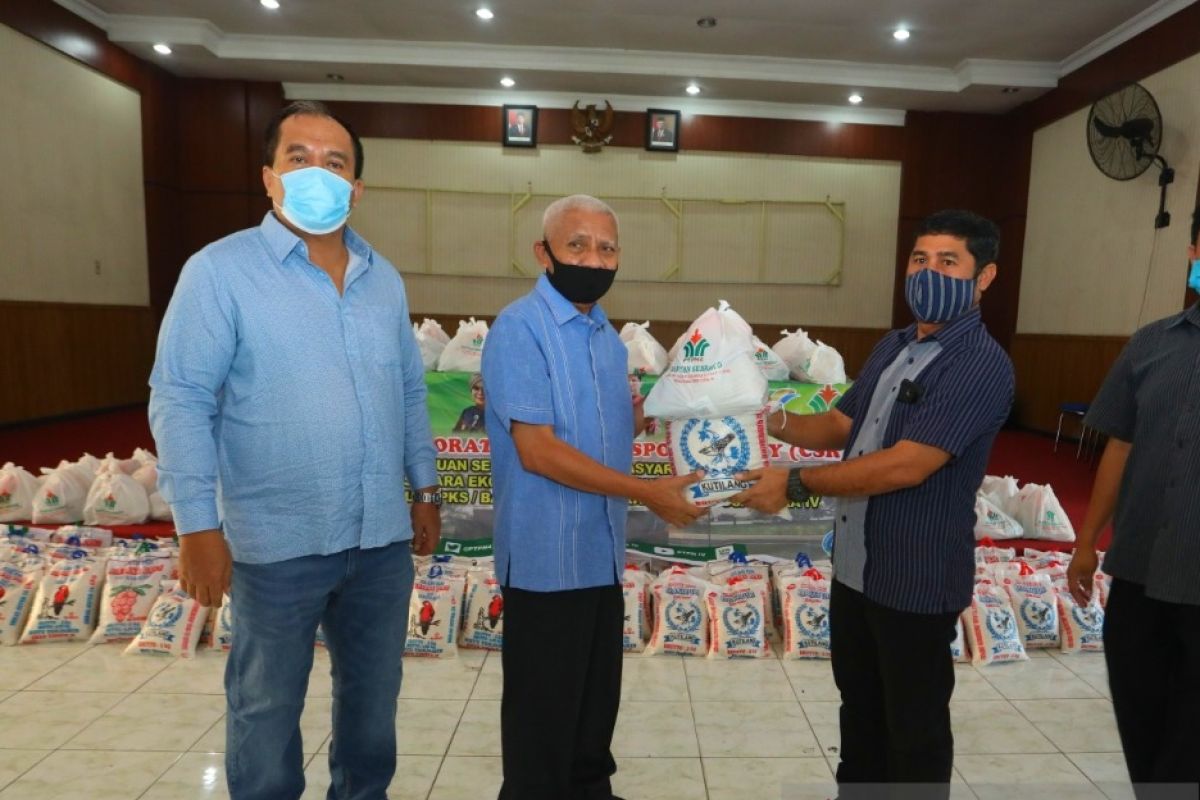 Gugus Tugas COVID-19 Asahan terima bantuan paket sembako PTPN IV