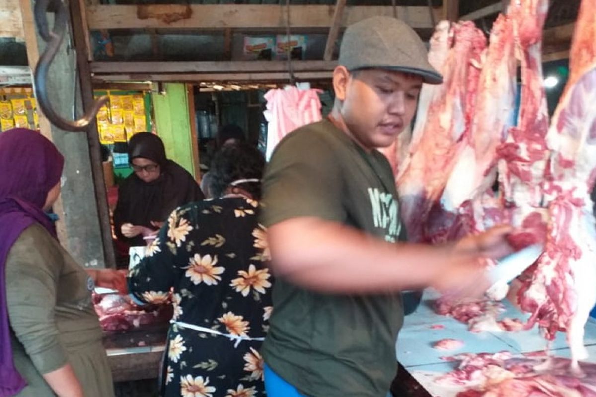 Jelang Idul Fitri, harga daging sapi di Palangka Raya melonjak