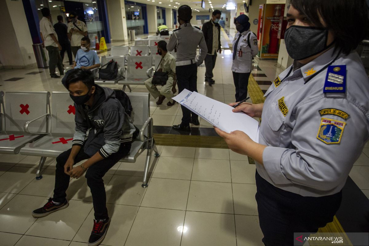 193 penumpang tiba di Terminal Pulo Gebang pada 9-23 Mei 2020