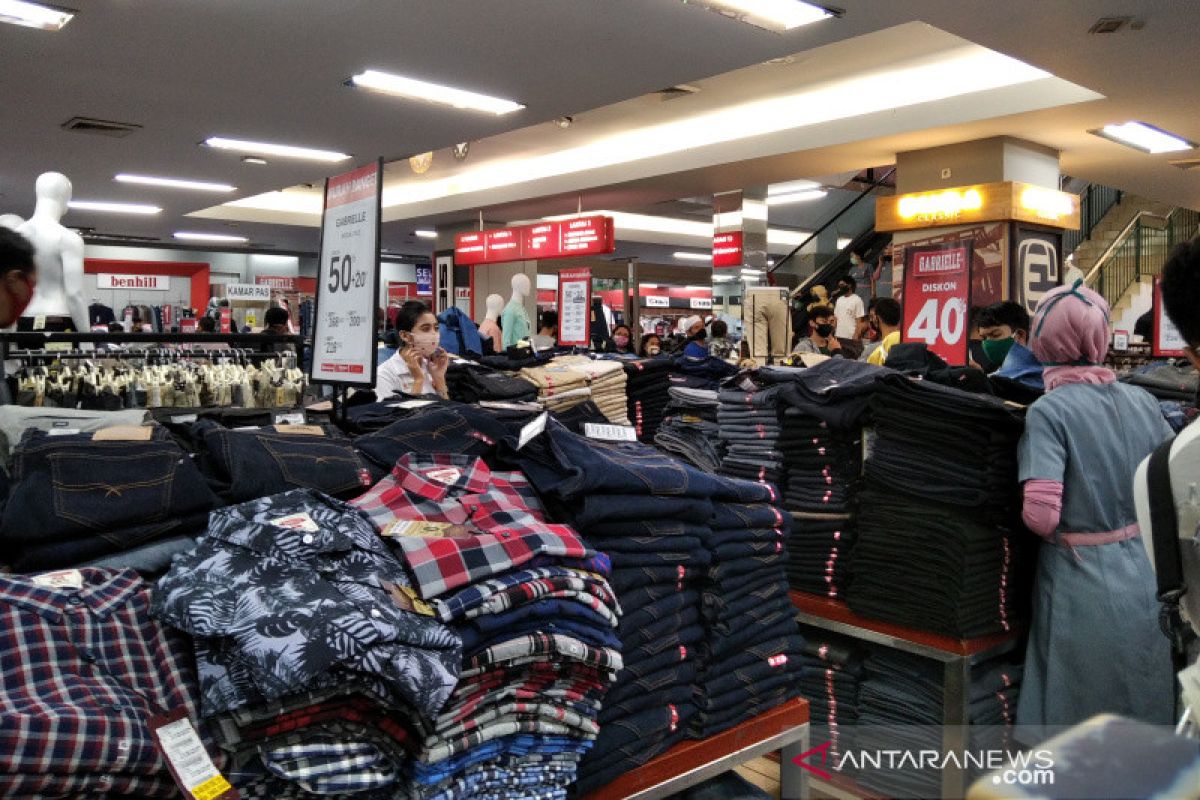 Omzet penjualan pusat perbelanjaan di Kudus turun 70 persen
