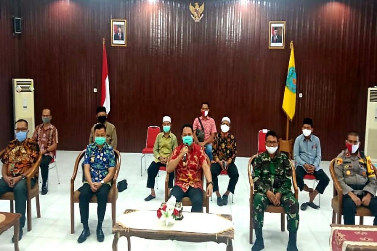 Demi kemaslahatan masyarakat Lamandau, diputuskan shalat Idul Fitri di rumah