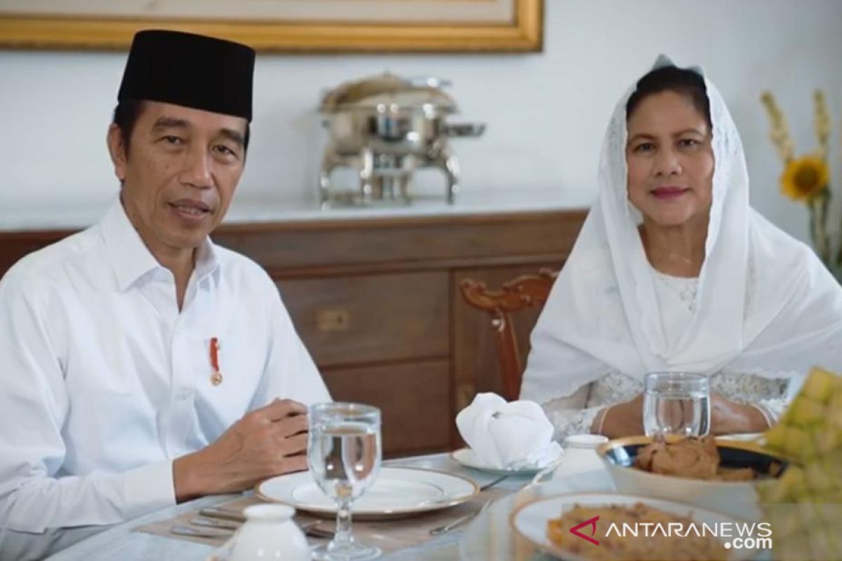 Presiden Jokowi dan Ibu Negara  ucapkan selamat Idul Fitri 1441 H