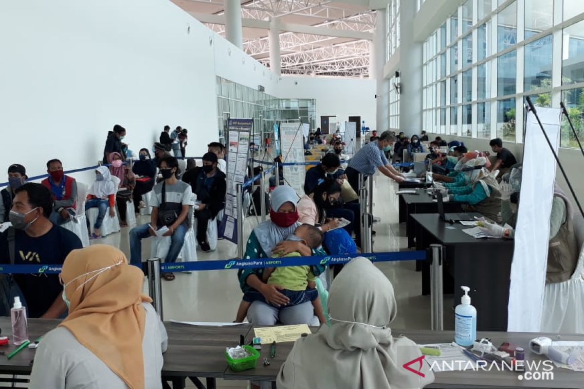 Bandara Syamsudin Noor sediakan tes cepat biaya Rp150 ribu
