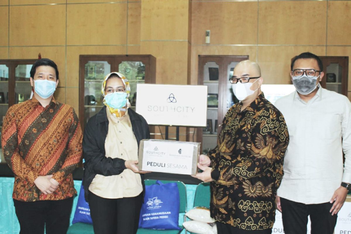 SouthCity donasikan 2.000 rapid test ke Wali Kota Tangerang Selatan