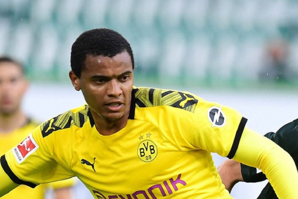 Manuel Akanji bangga kerja keras Dortmund buahkan tiga poin