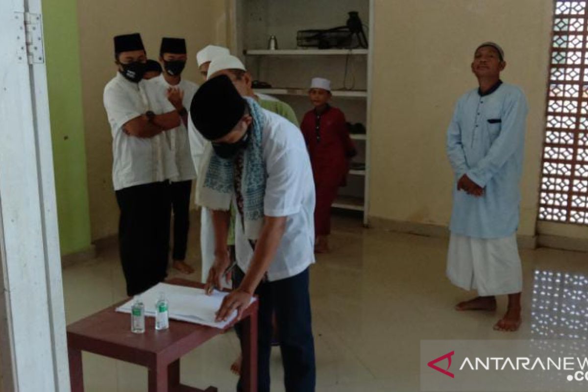 Masjid Al Mukaromah Laksanakan Shalat Ied Ikuti Protokol Kesehatan