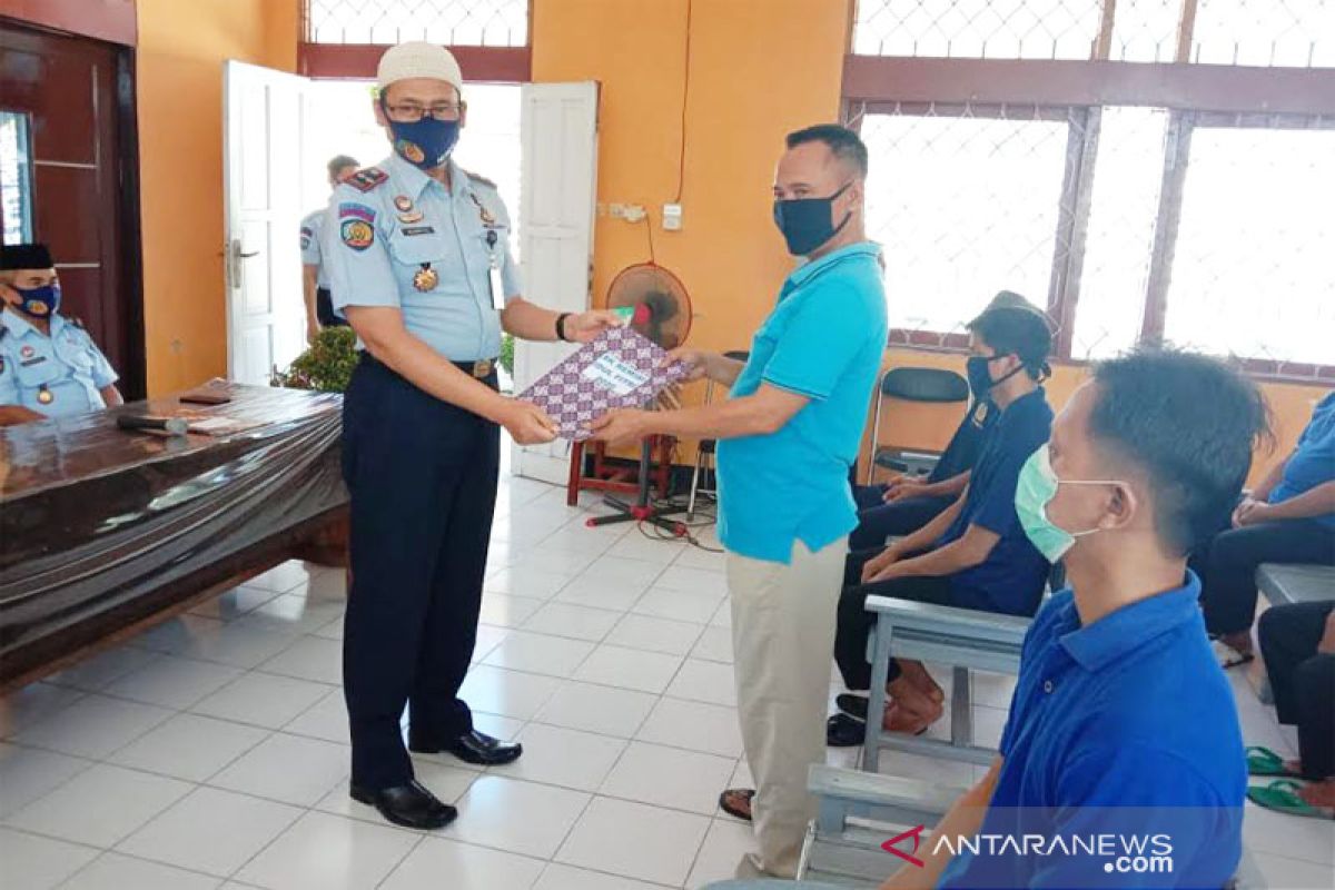 Lapas Muara Teweh serahkan remisi Hari Raya Idul Fitri