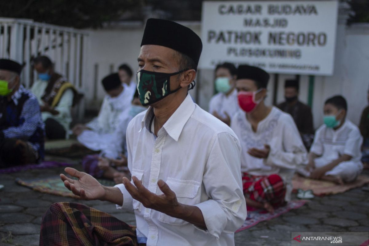 Sleman mengizinkan pelaksanaan Shalat Idul Fitri di masjid dan lapangan