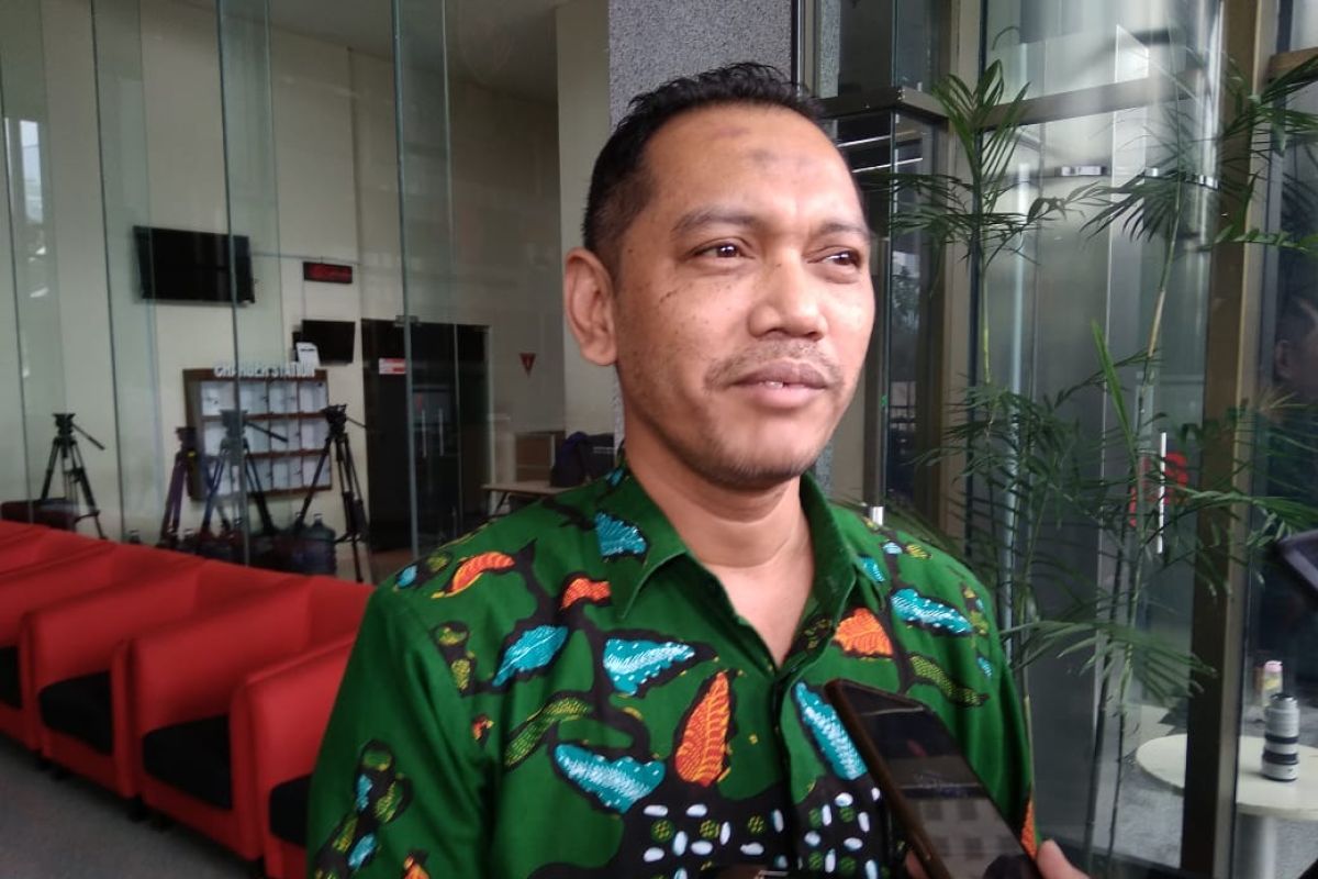 Momen Lebaran, Nurul Ghufron bersilaturahim virtual dengan keluarga