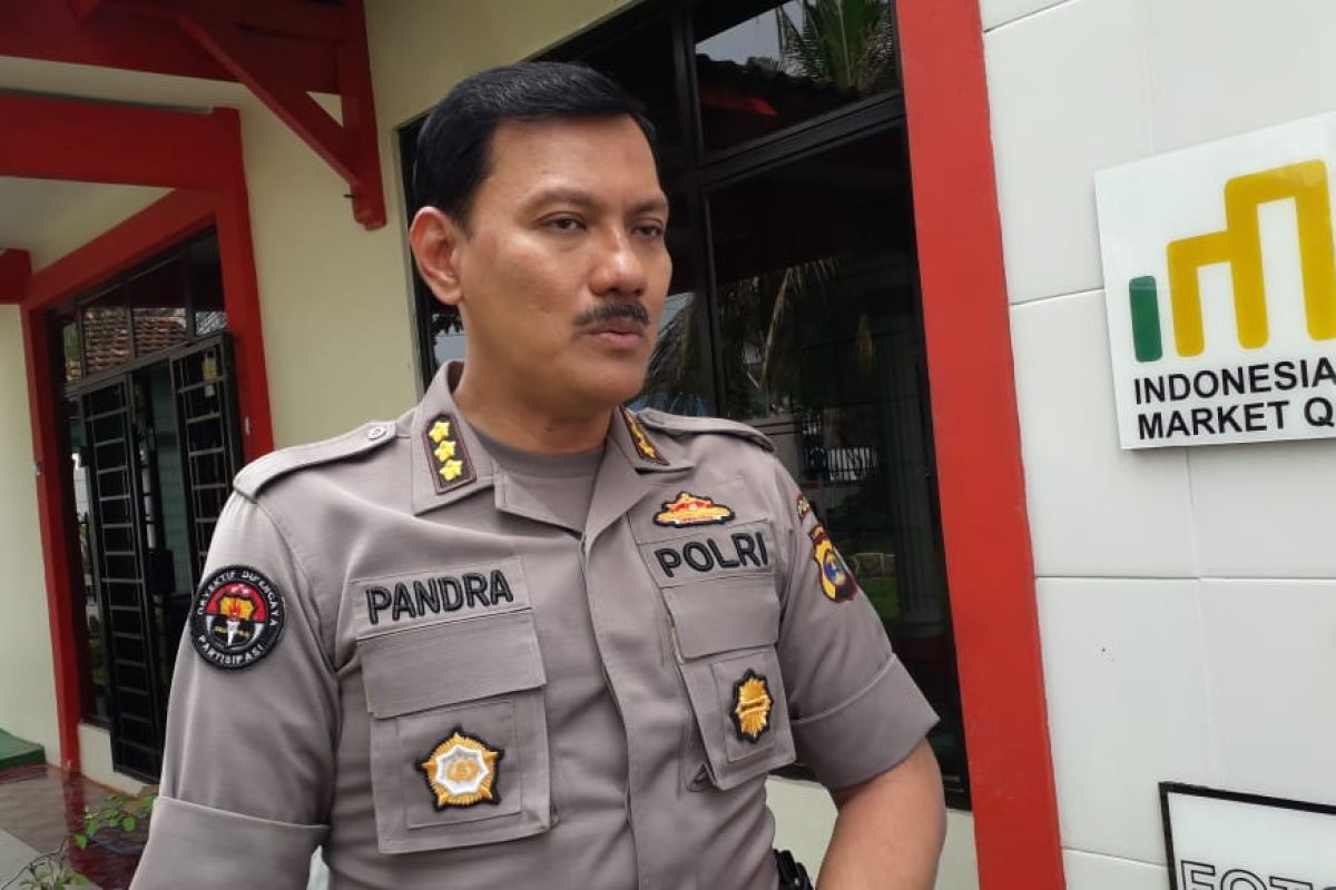 Polisi tangkap artis VS hingga mucikari terkait dugaan prostitusi daring