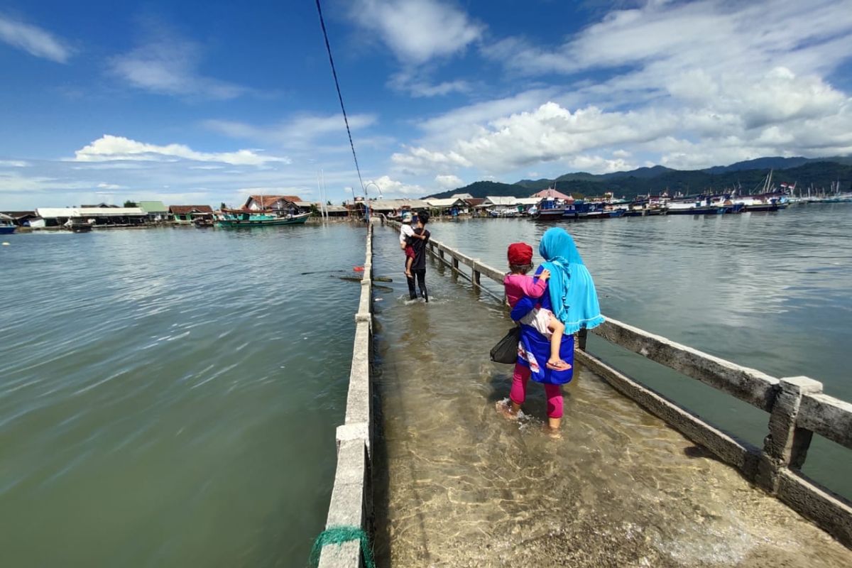 Banjir rob rendam akses keluar masuk Pulau Pasaran