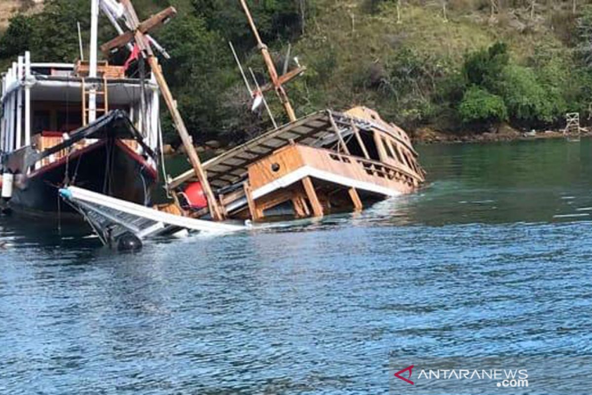 Pariwisata lesu, kapal wisata di Labuan Bajo rusak dan tenggelam tak terurus